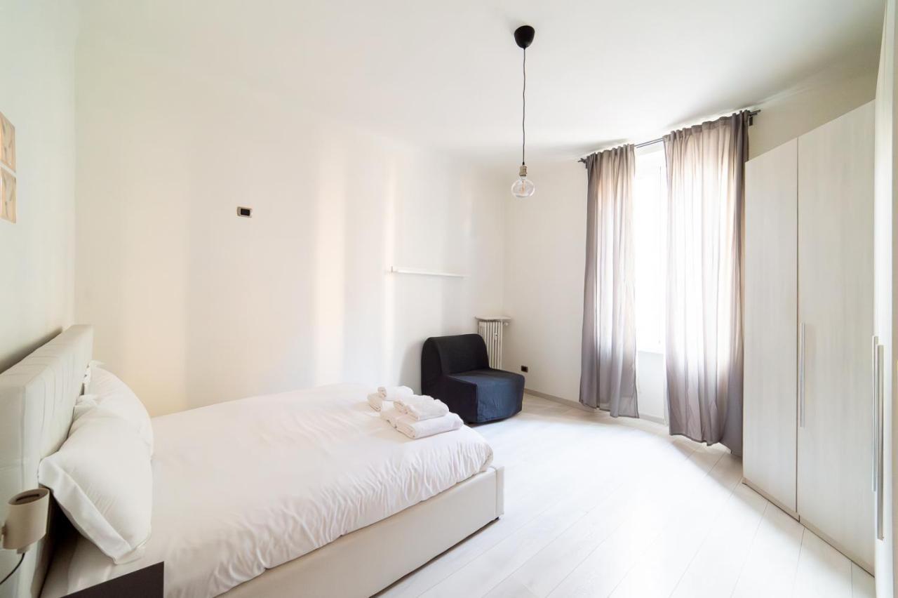 Hbhall Sempione Apartment Мілан Екстер'єр фото
